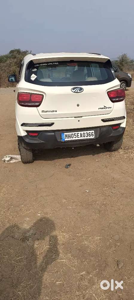 Mahindra Kuv 100 2019