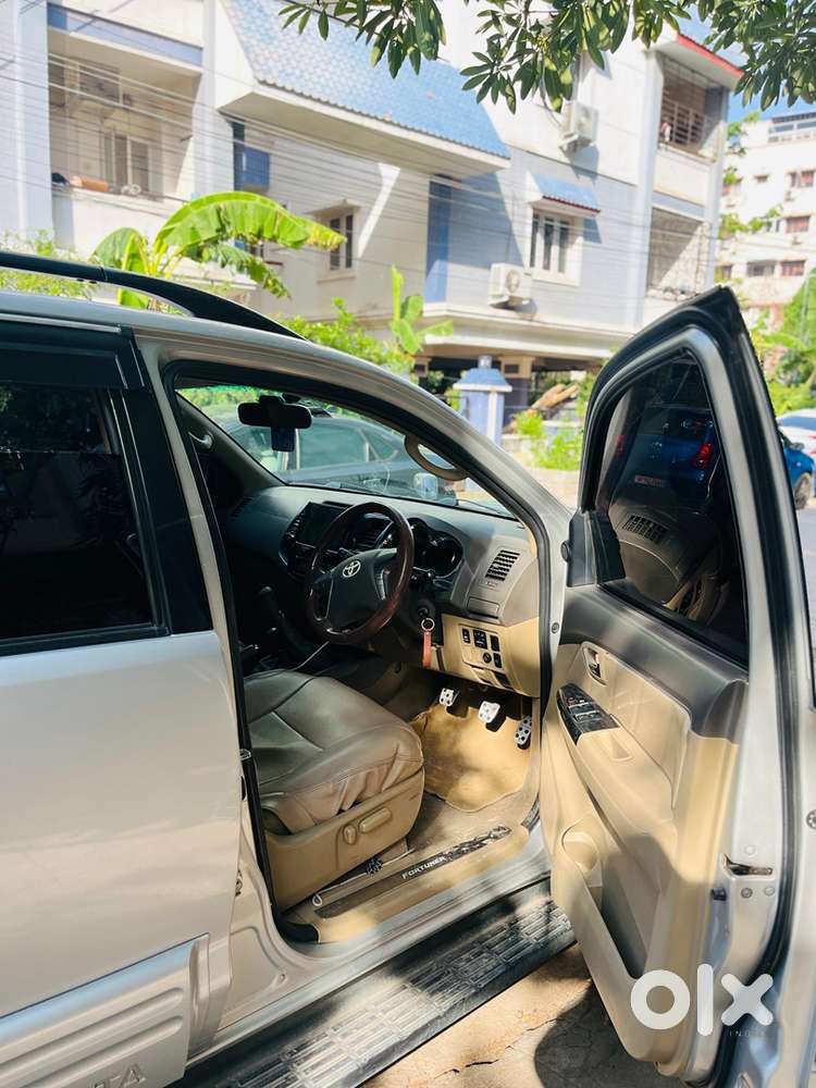 Toyota Fortuner Diesel 2012