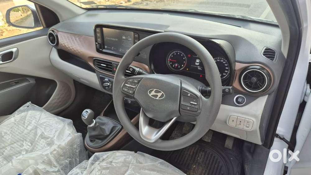 Hyundai Aura Sx 1.2 Cng, 2025, Cng & Hybrids