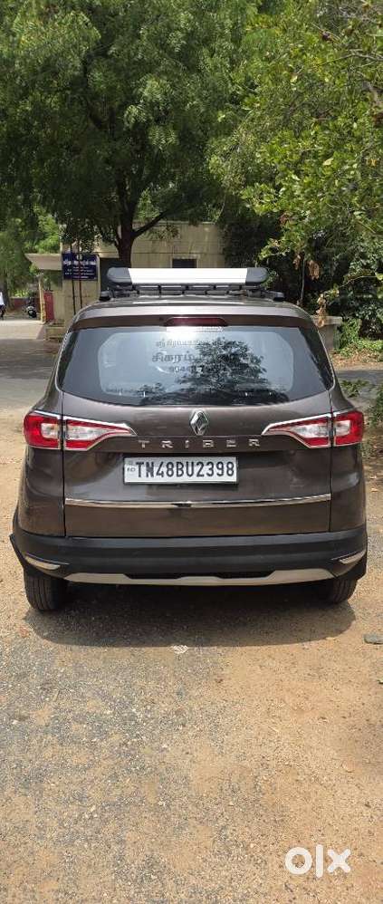 Renault Triber Rxt, 2023, Petrol