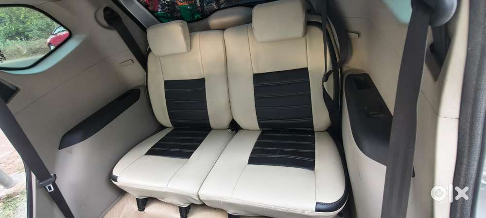 Renault Triber Rxz, 2020, Petrol