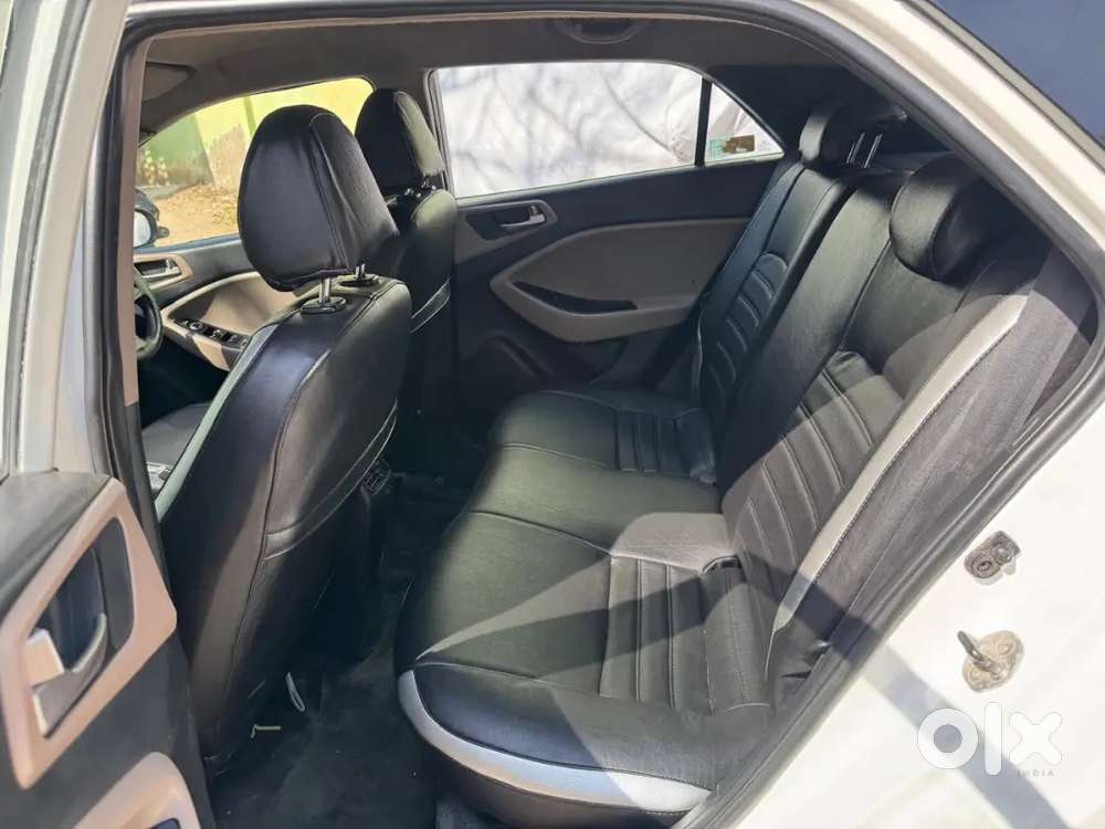Elite I20 Diesel-hatchback