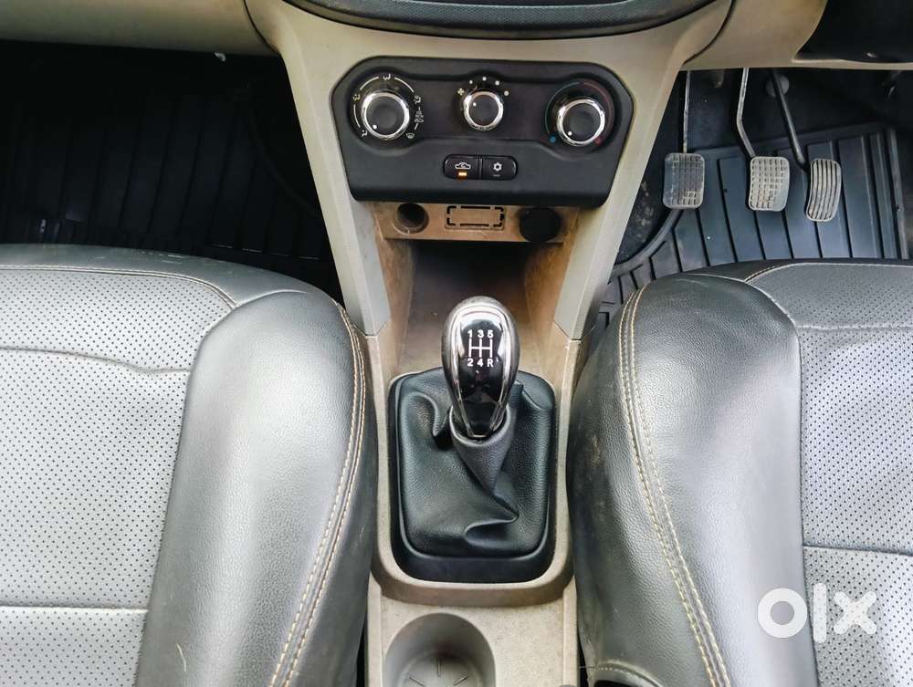 Tata Tiago 1.2 Revotron Xe Option, 2016, Petrol