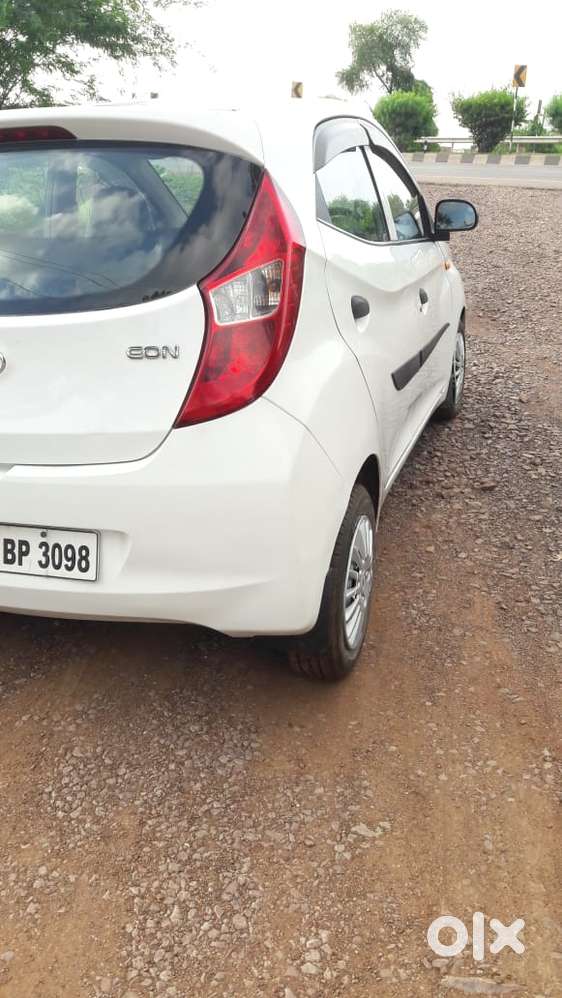 Hyundai Eon Era +, 2018, Petrol