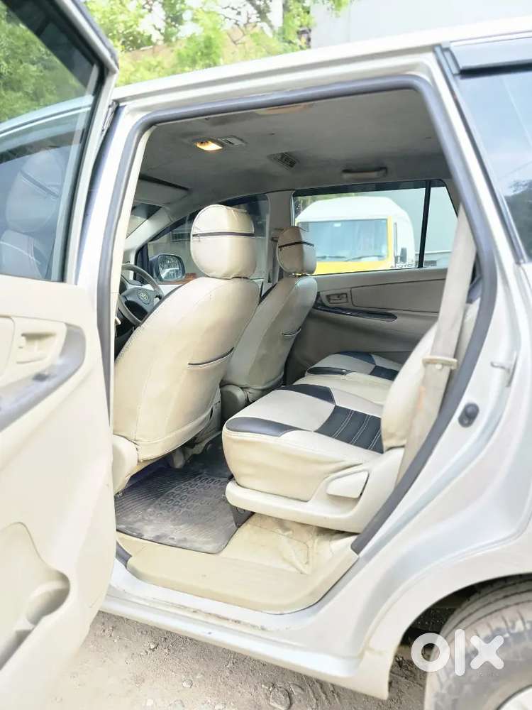 Toyota Innova 2009 Diesel Well Maintained