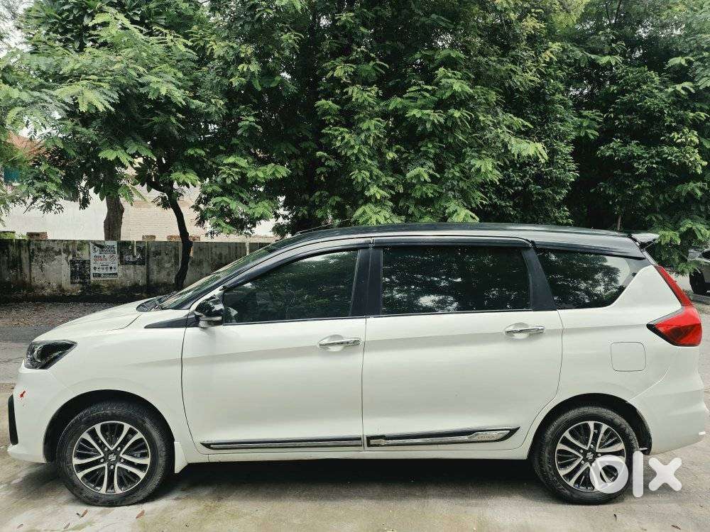 Maruti Suzuki Ertiga Zxi (o) Cng [ ], 2024, Petrol