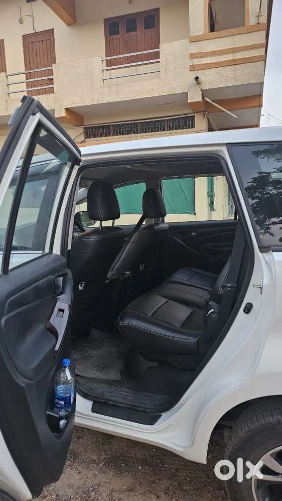 Toyota Innova Crysta 2024