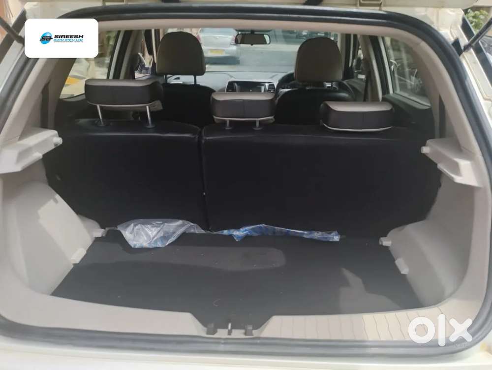 Mahindra Xuv300 W8, 2020, Petrol