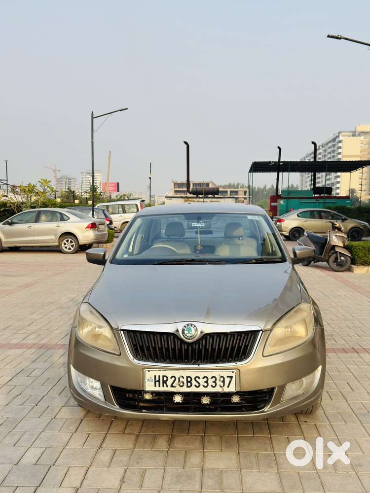 Skoda Rapid Elegance 1.6 Tdi Cr Manual, 2012, Diesel