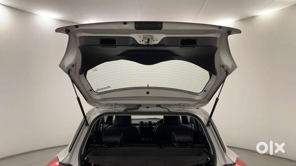 Maruti Suzuki Swift Amt Zxi, 2023, Petrol