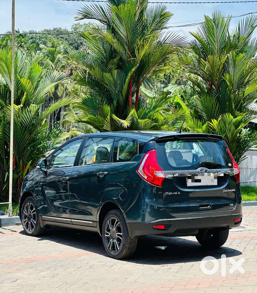 Mahindra Marazzo M8, 2018, Diesel