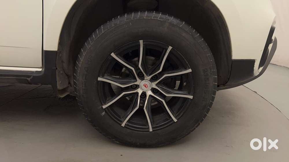 Renault Duster Petrol Rxs, 2021, Cng & Hybrids