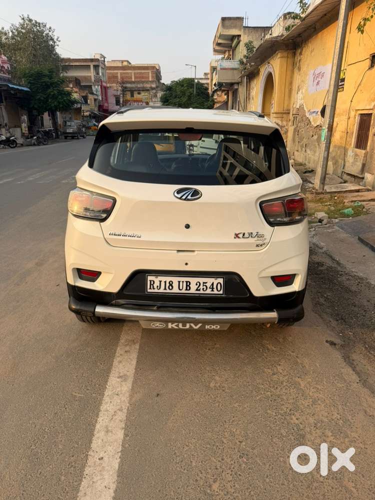 Mahindra Kuv 100 2017