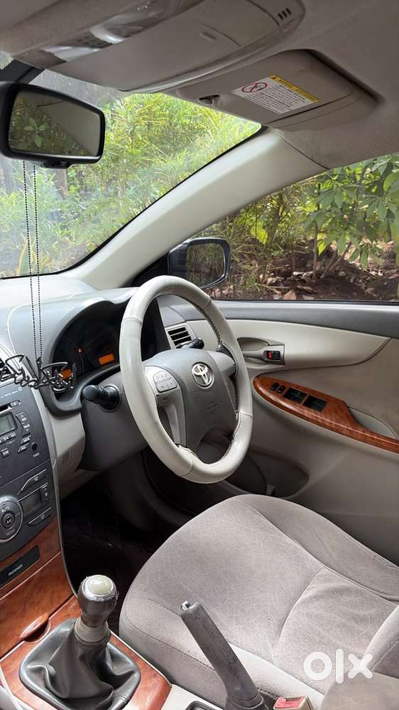 Toyota Corolla Altis 2010 Km Driven