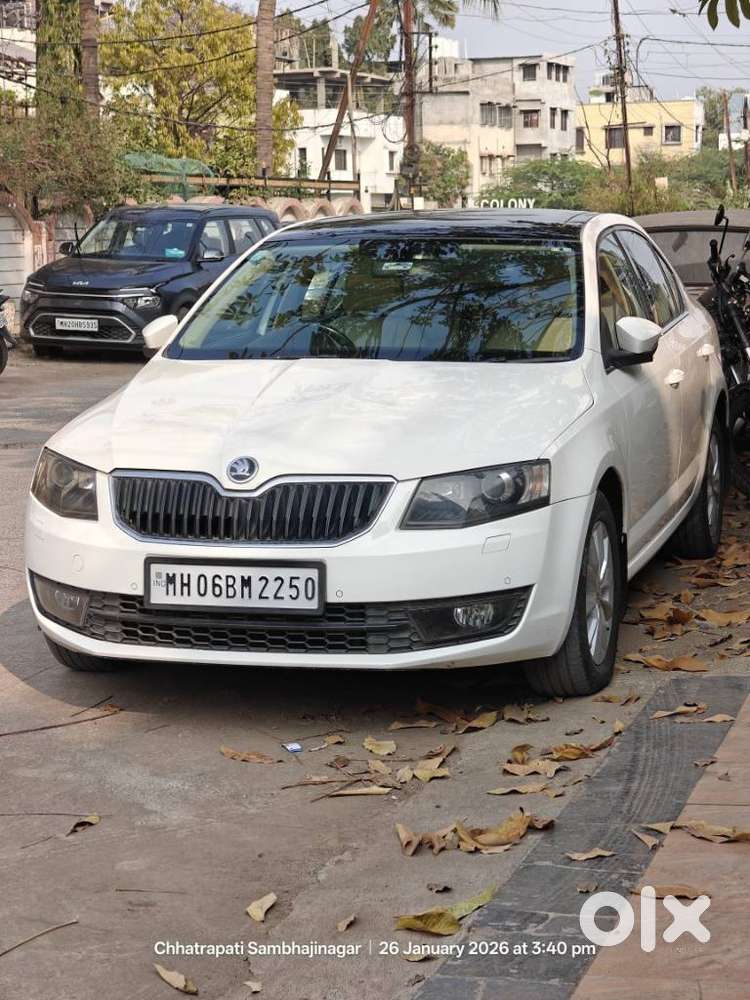 Skoda Octavia 2.0 Tdi Style Plus At, 2015, Diesel