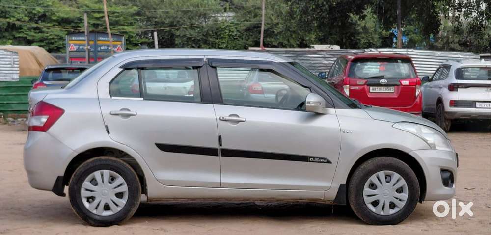 Maruti Suzuki Swift Dzire 1.2 Vxi Bsiv, 2014, Petrol