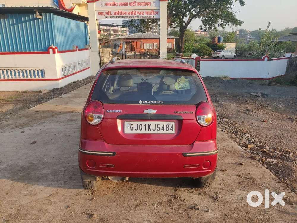 Chevrolet Spark 2011 Petrol Well Maintained