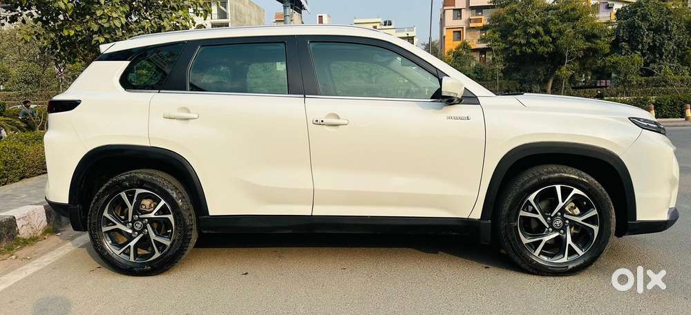 Toyota Urban Cruiser Hyryder 1.5 V Neo Drive Awd, 2024, Petrol