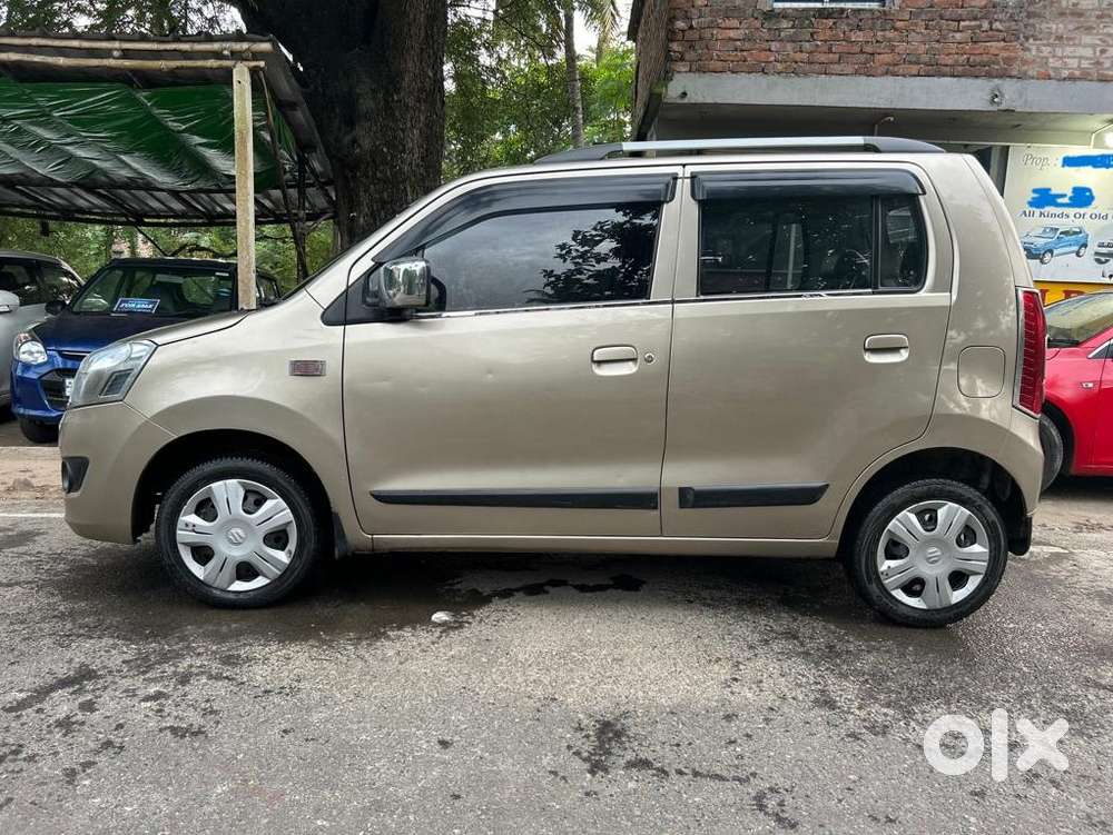 Maruti Suzuki Wagon R 1.0 Vxi (o), 2016, Petrol