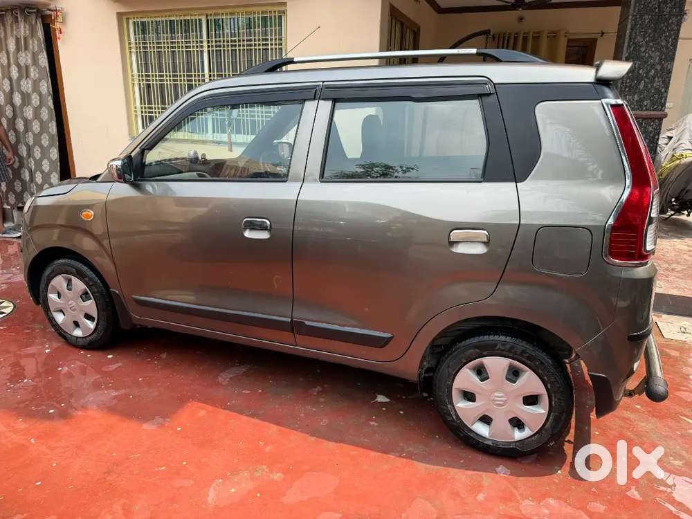 Wagon R Cng Vxi Aigust 2023 Driven Only 9500 Kms