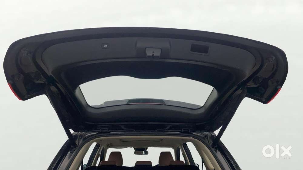 Mg Hector Plus Savvy Pro 1.5 Turbo Petrol Cvt 7 Str, 2023, Petrol