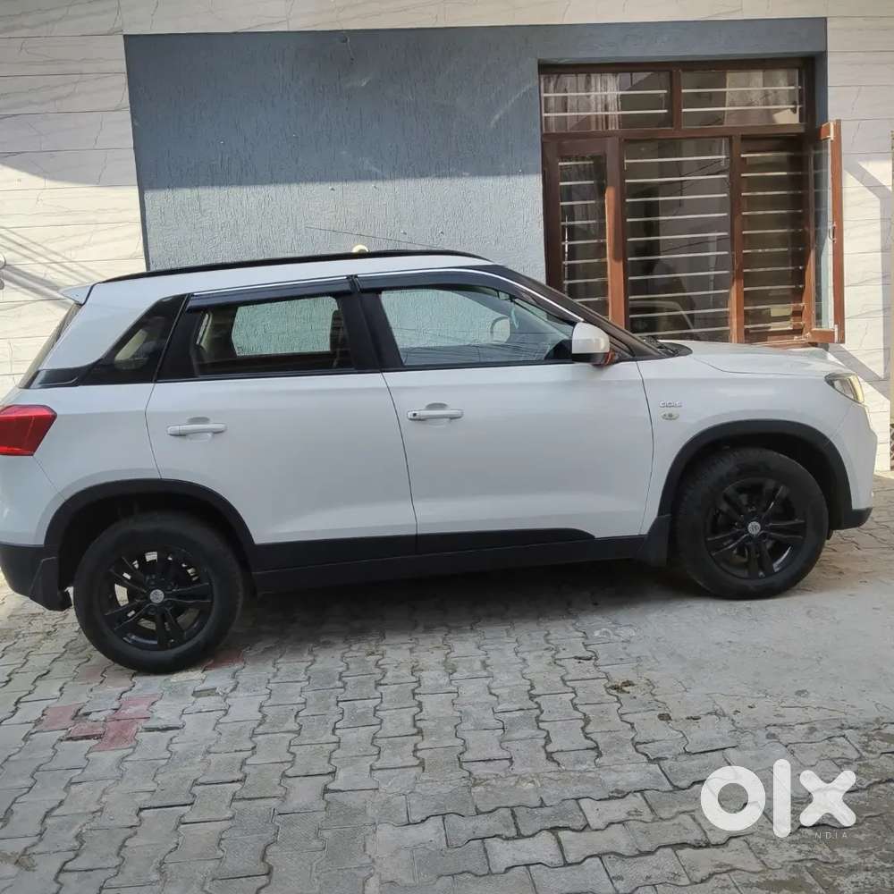 Well Maintained Car 1st Owner New Tyre With Alloy Wheels