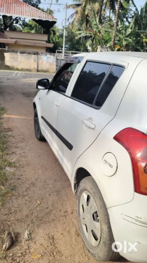Good Condition With No Oil Leakeage...power Steering Power Window