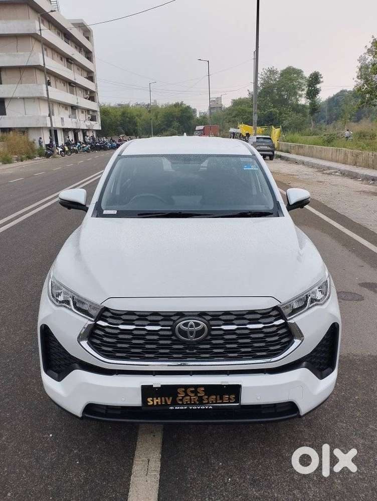 Toyota Innova Hycross 2.0 Vx Hybrid 7 Str, 2025, Petrol