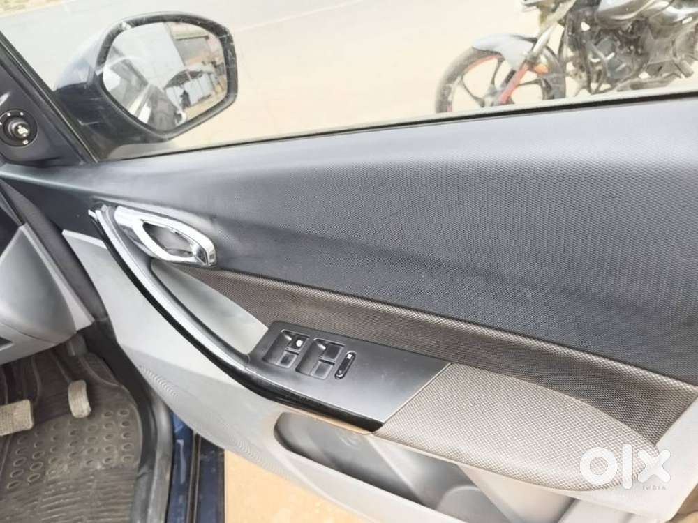 Tata Tiago 1.2 Revotron Xta, 2023, Petrol