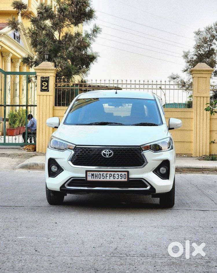 Toyota Rumion V Mt, 2024, Petrol