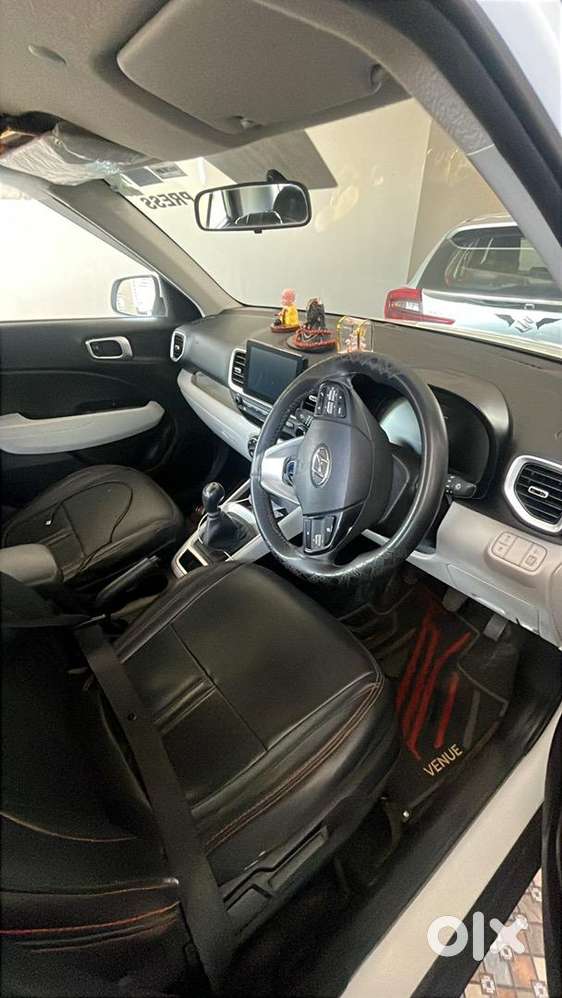 Hyundai Venue 2023 Petrol Good Condition