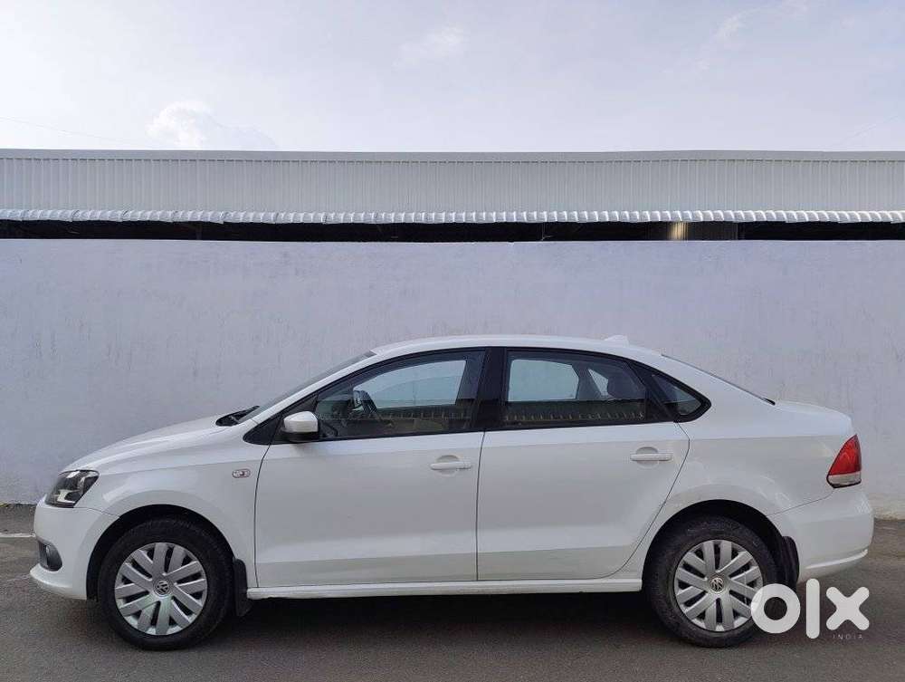 Volkswagen Vento 1.2 Tsi Comfortline At, 2015, Petrol