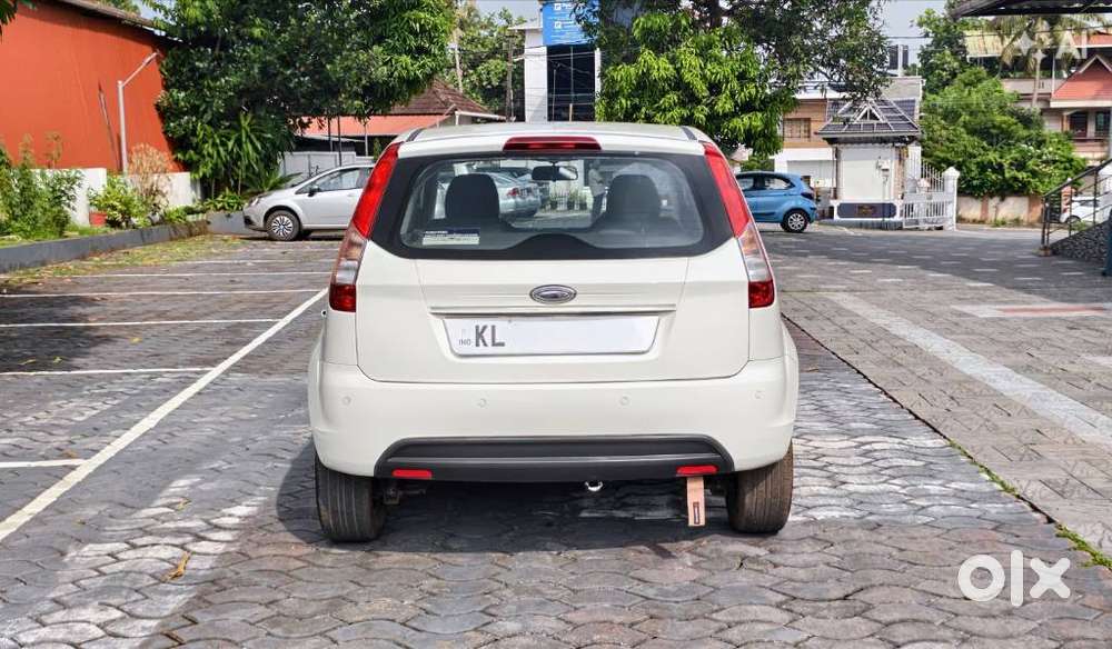 Ford Figo Petrol Zxi, 2013, Petrol