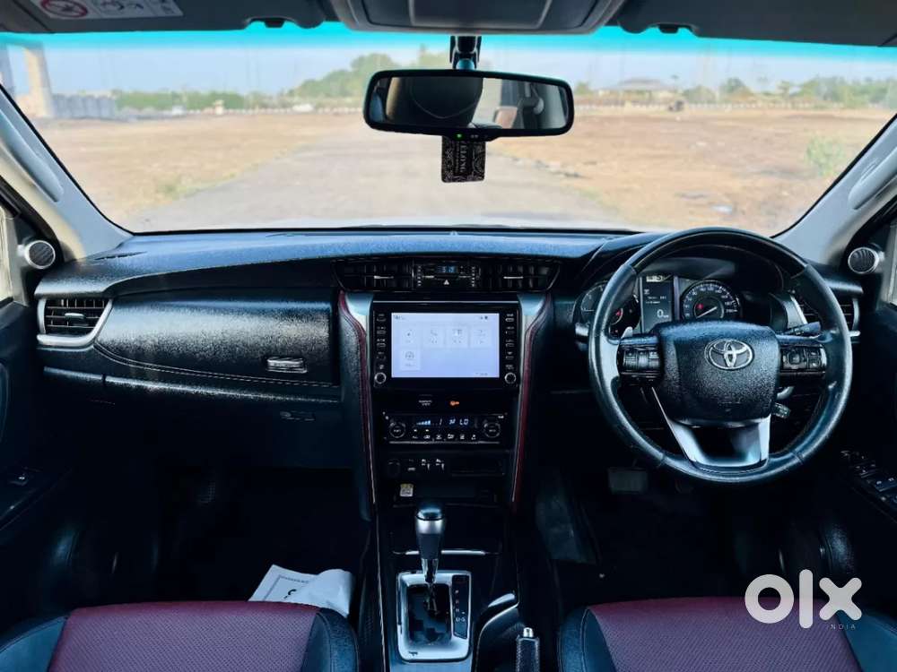 Toyota Fortuner Legender, 2021, Diesel