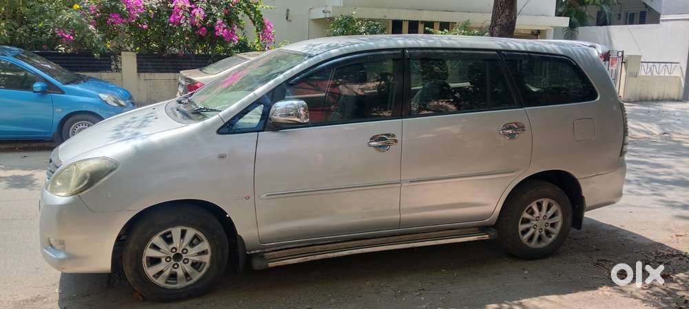 Toyota Innova 2.5 V 7 Str, 2011, Diesel