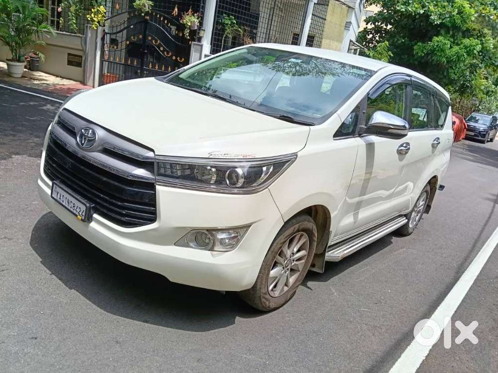 Toyota Innova Crysta 2.5z, 2017, Diesel