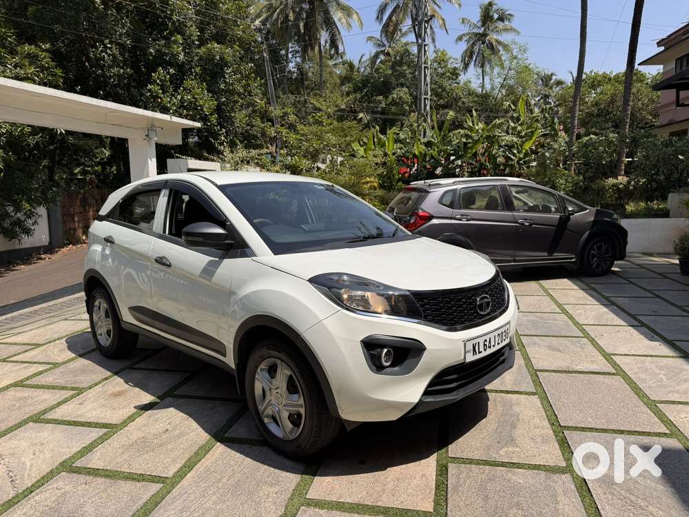 Tata Nexon 1.2 Revotron Xma Amt (s), 2020, Diesel