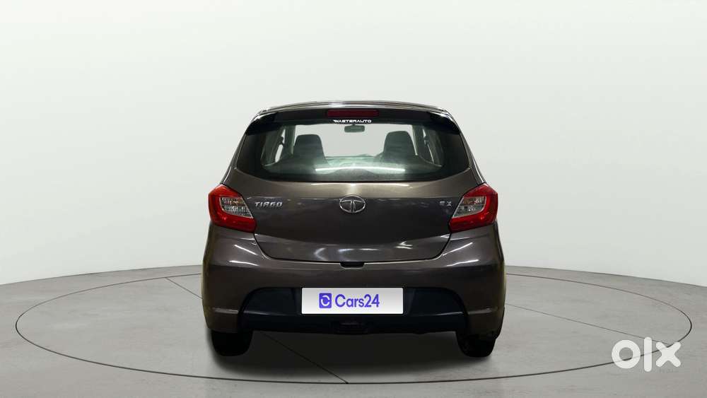 Tata Tiago Xe, 2018, Petrol