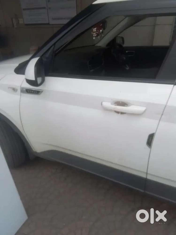 Hyundai Venue S 1.2 Petrol 2023