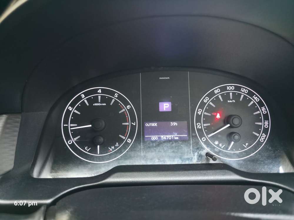 Toyota Innova Crysta [2020-ongoing] 2.7 Gx At 7 Str, 2021, Petrol