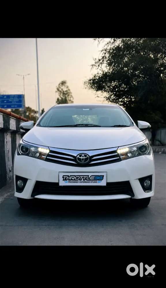 Toyota Corolla Altis 1.8 Vl 2015