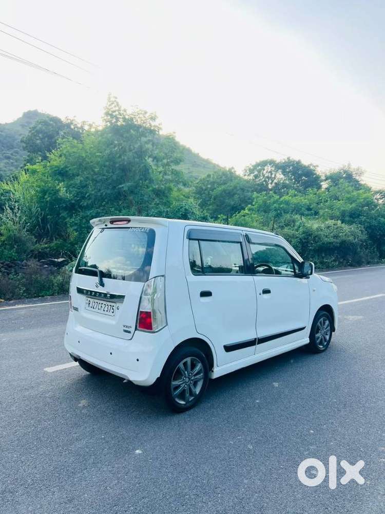 Maruti Suzuki Wagon R Amt Vxi, 2017, Petrol