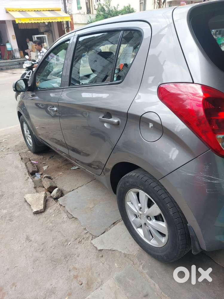 Hyundai I20 Petrol Manual 2013