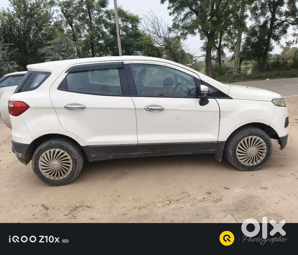 Ford Ecosport 2015 Diesel Car 29 Kmpl Mileage