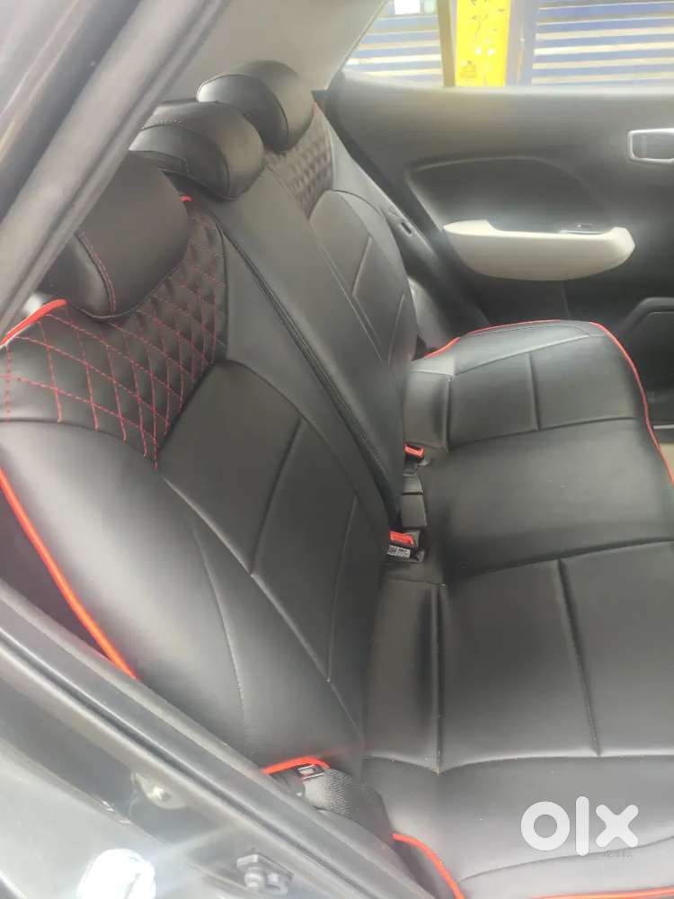 Hyundai Venue 2024 Petrol  10k Km  Single Owner  Showroom Condition