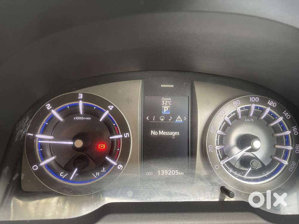 Toyota Innova Crysta 2.8z Automatic, 2016, Diesel