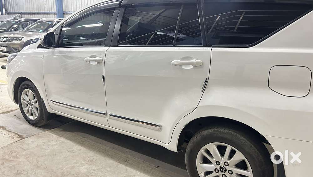 Toyota Innova Crysta 2.4 G Mt 8s, 2019, Diesel