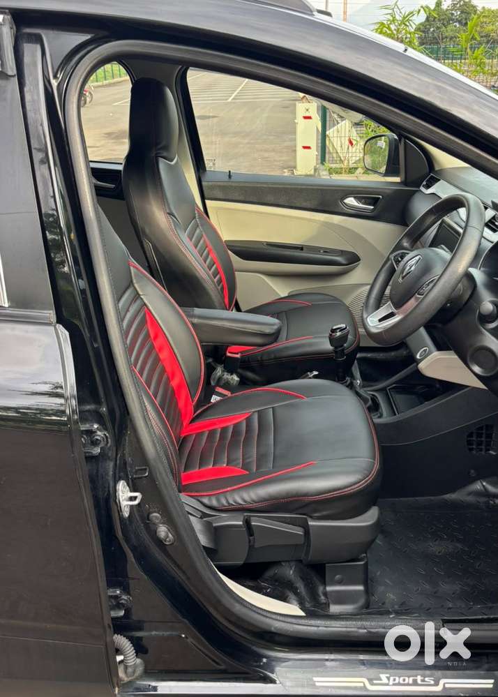Renault Triber Rxz, 2025, Petrol