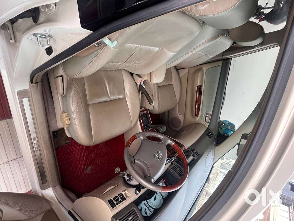 It Is A Toyota Corrola 2007 Model