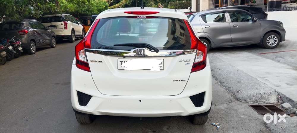 Honda Jazz V Automatic, 2016, Petrol